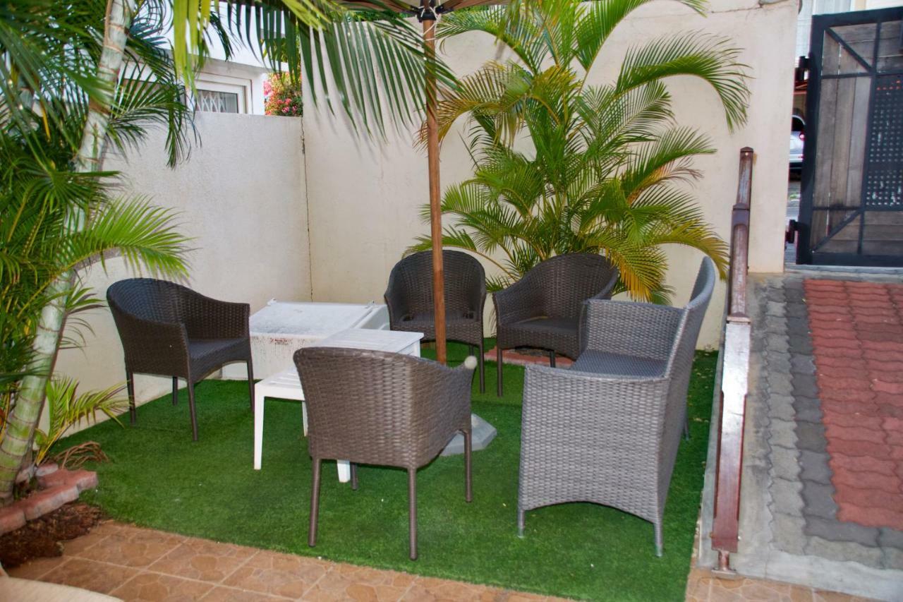 شقة Zanana Penthouse Flic-en-Flacq المظهر الخارجي الصورة